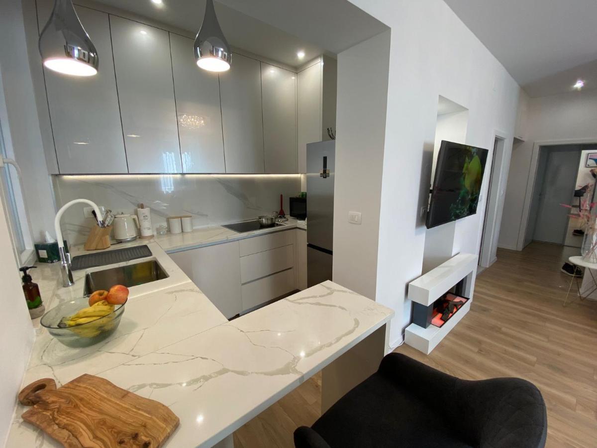 Apartament In The Center Split